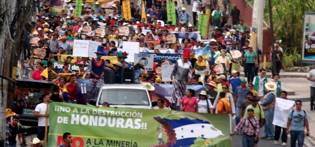 A Two Sided Story – Mine-Affected Communities tell their Stories of Destruction and Death outside Honduras’ “First International Mining Congress” A Two Sided Story – Mine-Affected Communities tell their Stories of Destruction and Death outside Honduras’ “First International Mining Congress”